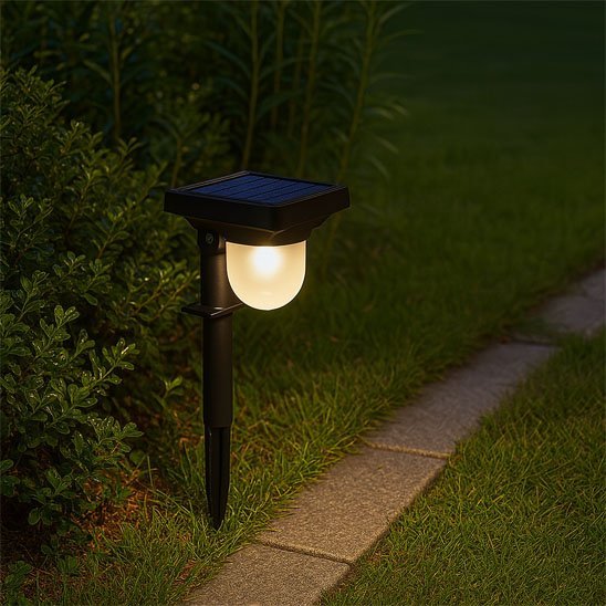 éclairage extérieur solaire puissant le soir